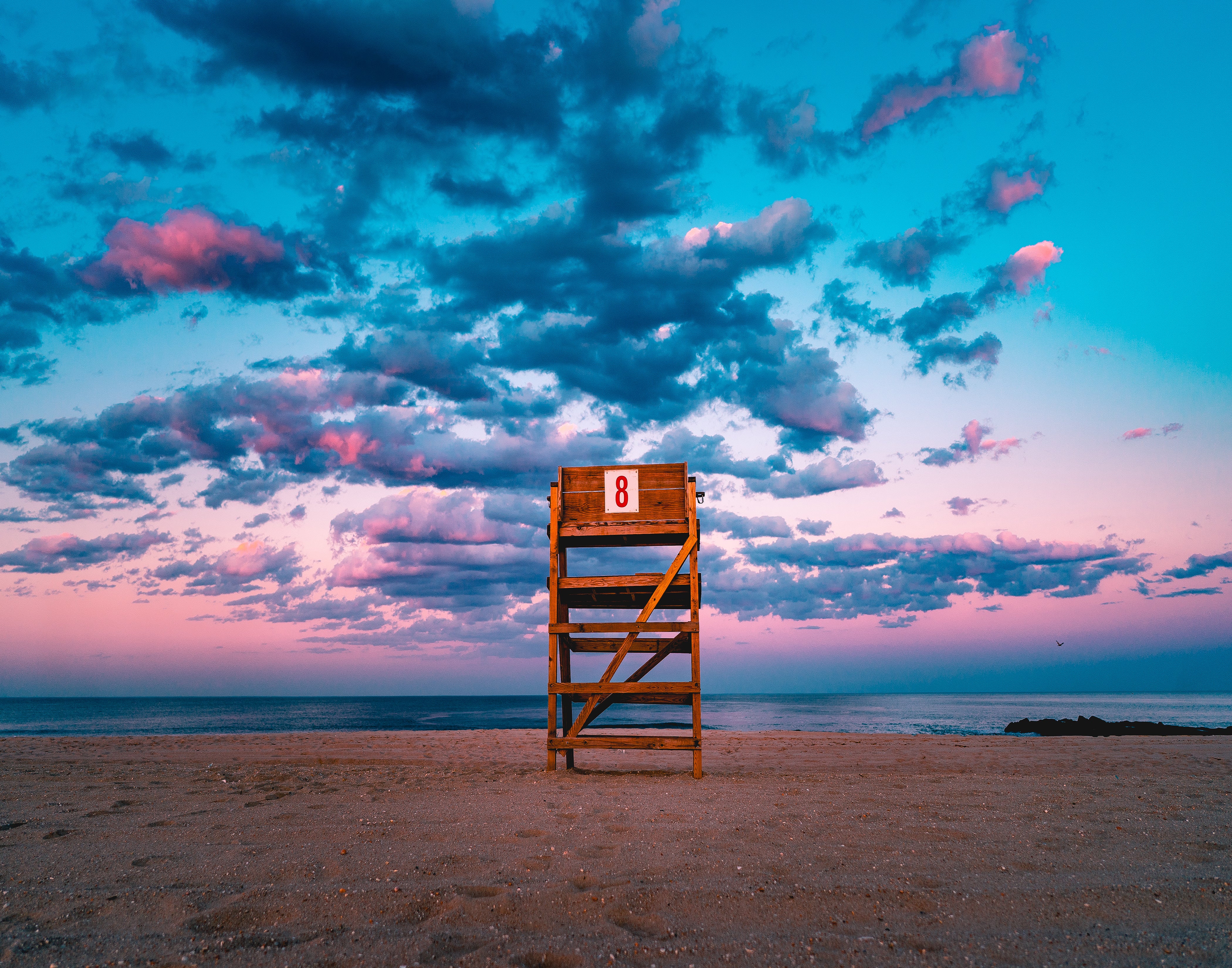 Lifeguard Hut v.1